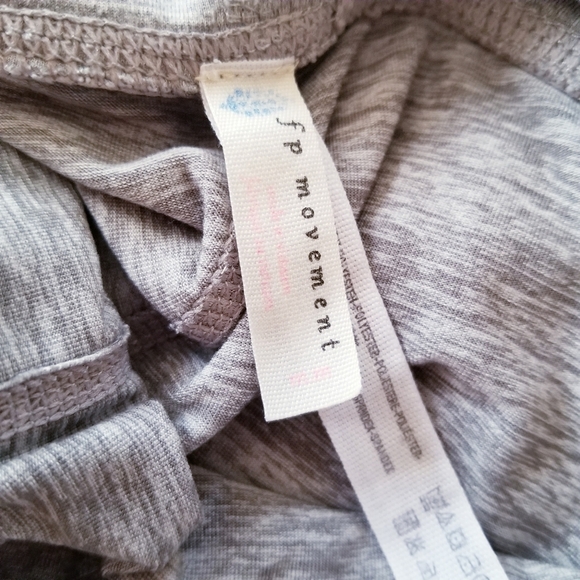 Free People Movement high rise 3/4 infinity leggings size M - Picture 8 of 9